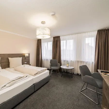 מלון Parkhotel By Hackmann לינגן
