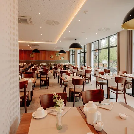 מלון Parkhotel By Hackmann