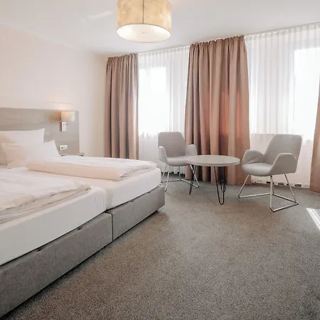 Hotel Parkhotel By Hackmann 3*
