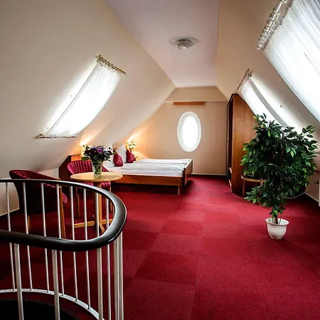 ホテル Parkhotel By Hackmann 3*